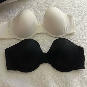 Gilligan & O'Malley Black and White Strapless Bras